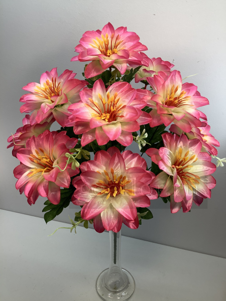 Букет георгинов, 11 г