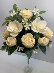 Букет роз и магнолий, композиция, 13 в