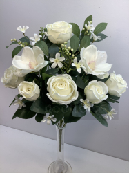 Букет роз и магнолий, композиция, 13 в